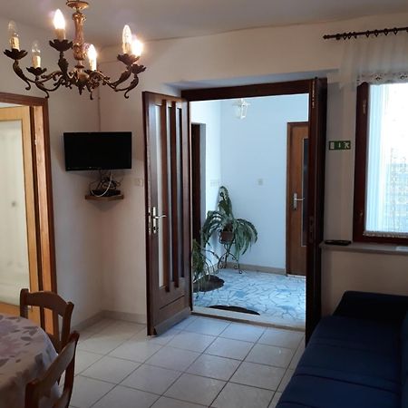 Apartments Mary Miholascica Zewnętrze zdjęcie